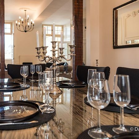 Suites Mana - Matahina Avec Vue Superbe Sur La Place Ducale Et Parking Prive Inclus Charleville-Mézières المظهر الخارجي الصورة