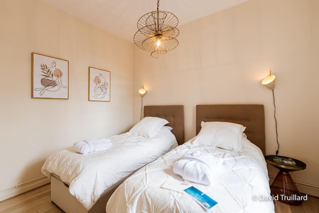 Suites Mana - Matahina Avec Vue Superbe Sur La Place Ducale Et Parking Prive Inclus Charleville-Mézières المظهر الخارجي الصورة